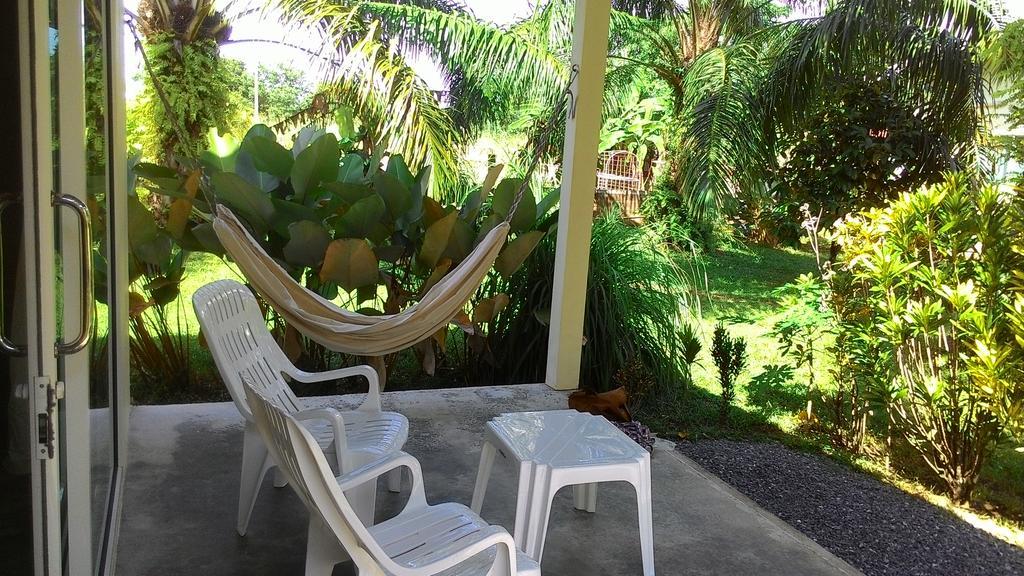 Villa Aathid Garden Khao Lak Exterior foto
