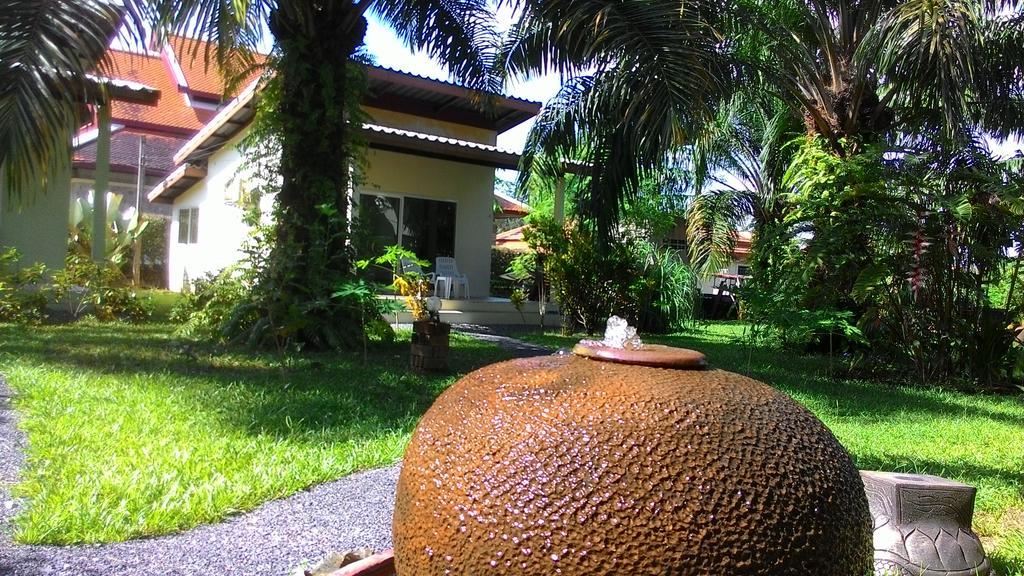 Villa Aathid Garden Khao Lak Zimmer foto